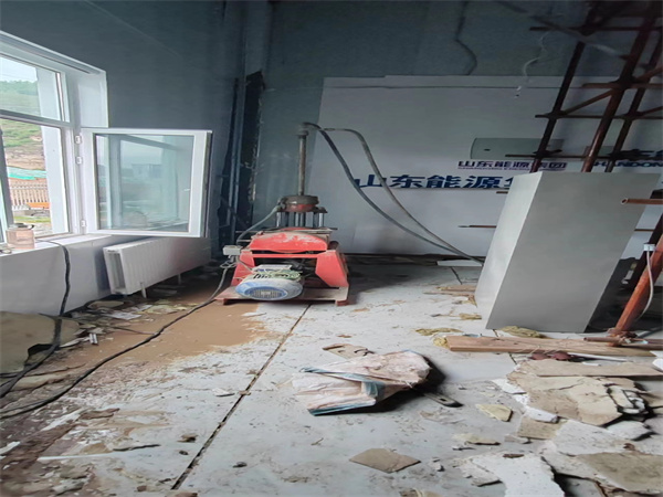 淅川地基基础下沉墙体裂缝加固注浆顶升施工